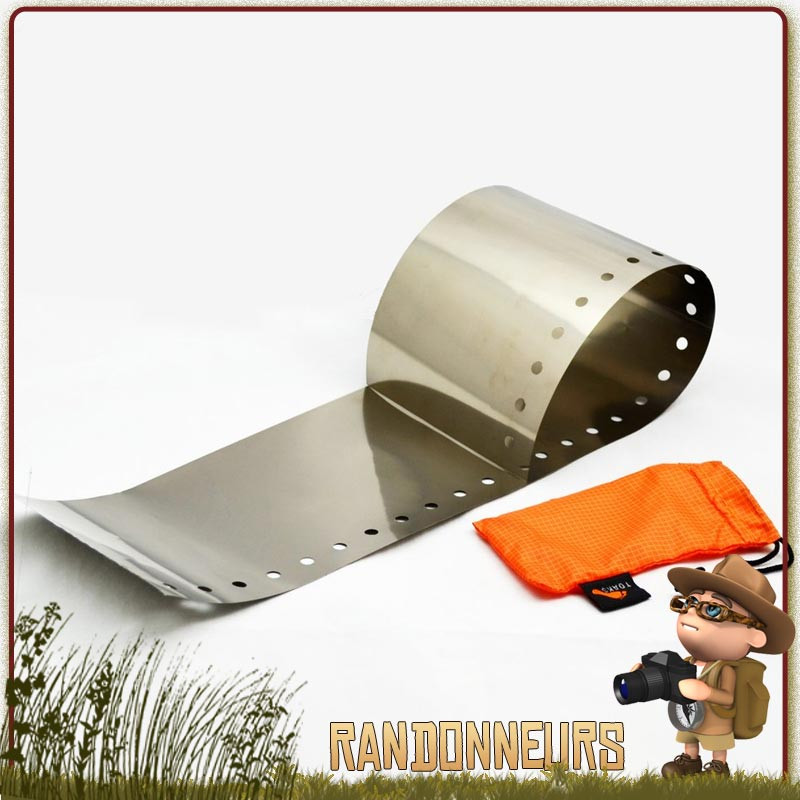 Pare-vent ultra light en feuille de titane enroulable pour réchaud bois ou alcool Toaks. Protégez la flamme du réchaud randonnée Pare-vent ultra light en feuille de titane enroulable pour réchaud bois ou alcool Toaks. Protégez la flamme du réchaud randonnée
